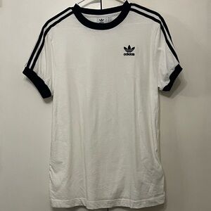 Gently used Adidas classic tshirt black/white size Small
